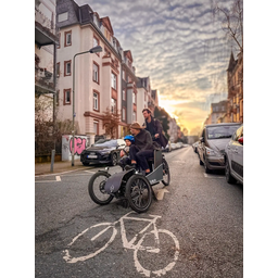 Max Leon Baby Bikes Gears Toys logo